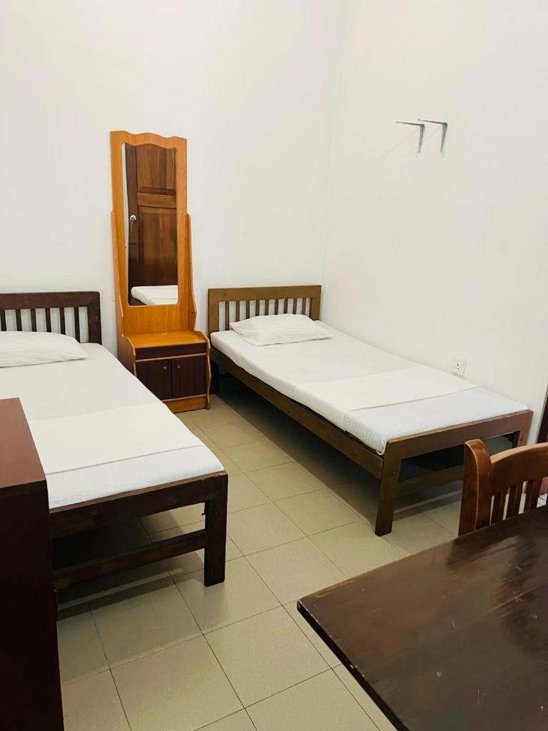 The Triangle Hotel Anuradhapura Δωμάτιο φωτογραφία