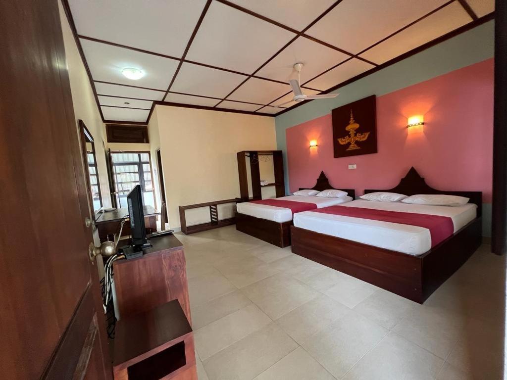 The Triangle Hotel Anuradhapura Δωμάτιο φωτογραφία