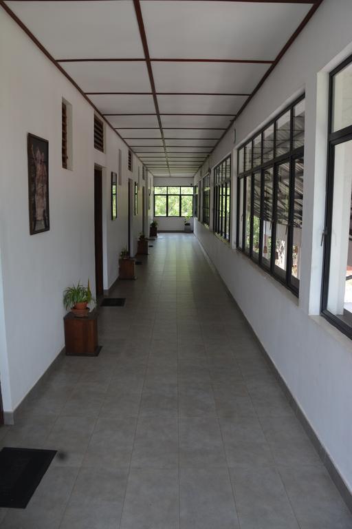 The Triangle Hotel Anuradhapura Εξωτερικό φωτογραφία