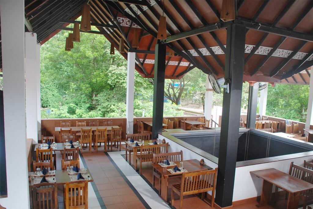 The Triangle Hotel Anuradhapura Εξωτερικό φωτογραφία