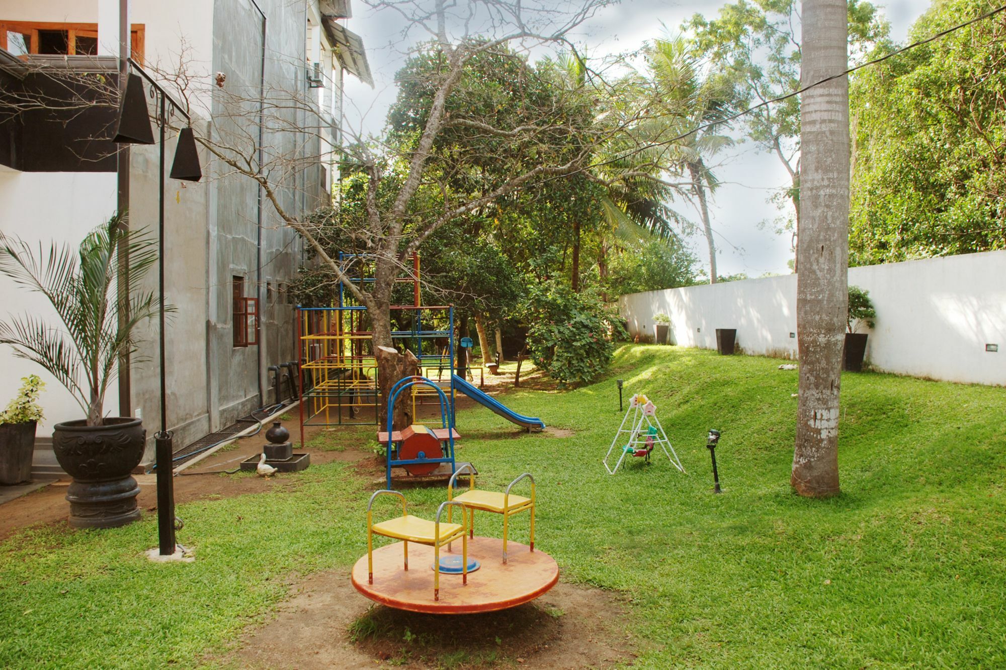 The Triangle Hotel Anuradhapura Εξωτερικό φωτογραφία